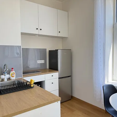 Apartamento Light&linen Nest With Free Backyard Parking - Near Old Town!