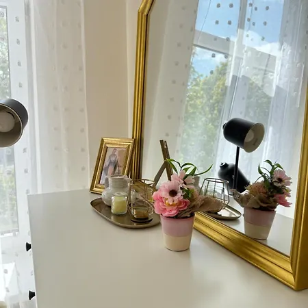 Light & Linen Nest Apartment Riga