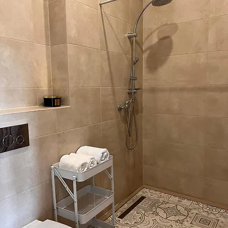 Light&linen Nest With Free Backyard Parking - Near Old Town! * Riga