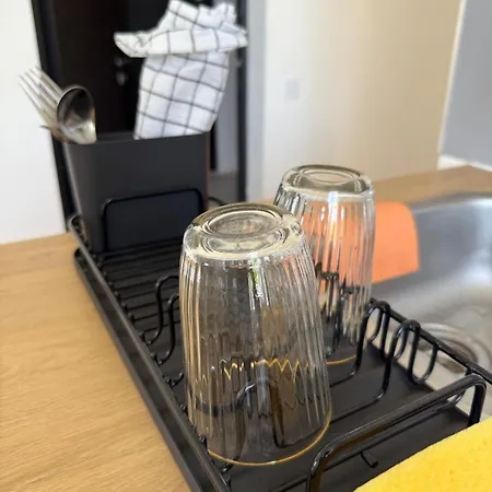 Light&linen Nest With Free Backyard Parking - Near Old Town! * Рига