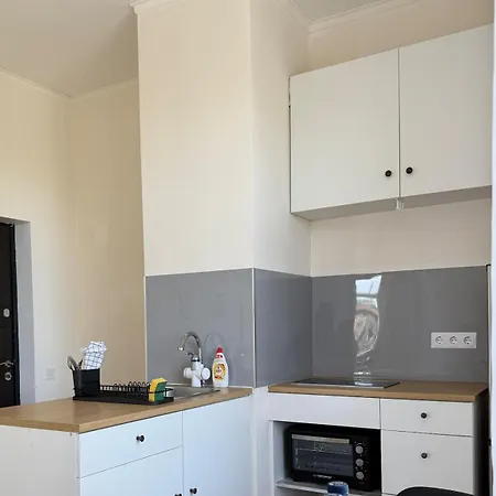 Light&linen Nest With Free Backyard Parking - Near Old Town!